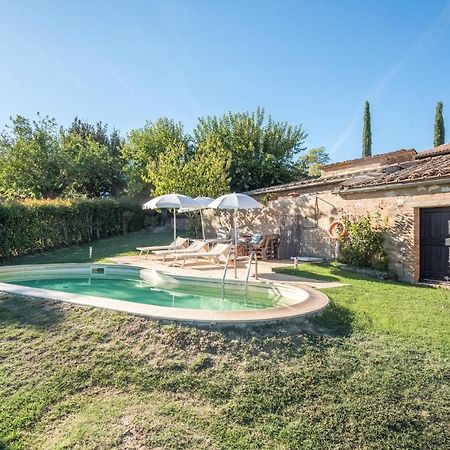 Gorgeous Home In Montalcino With Kitchen Esterno foto
