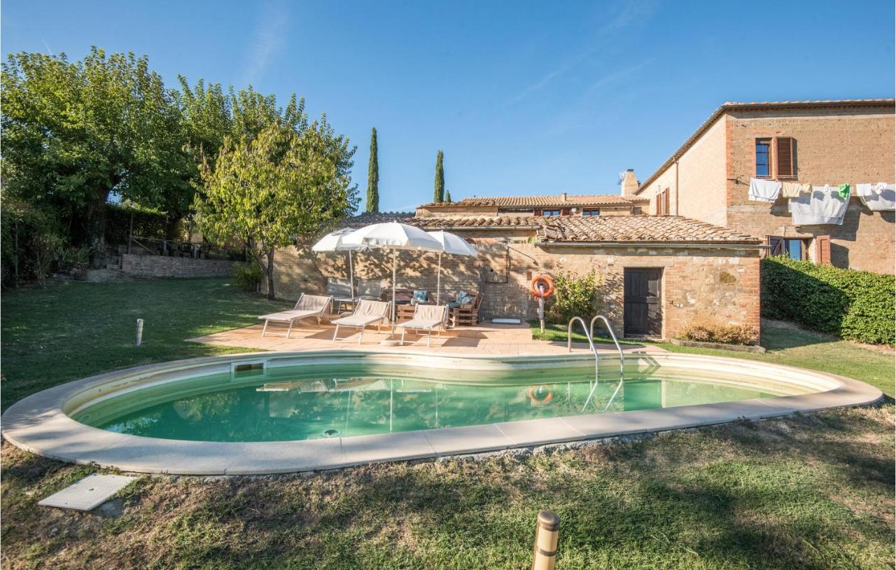 Gorgeous Home In Montalcino With Kitchen Esterno foto