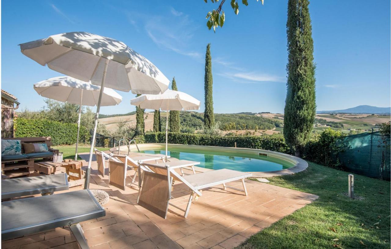 Gorgeous Home In Montalcino With Kitchen Esterno foto