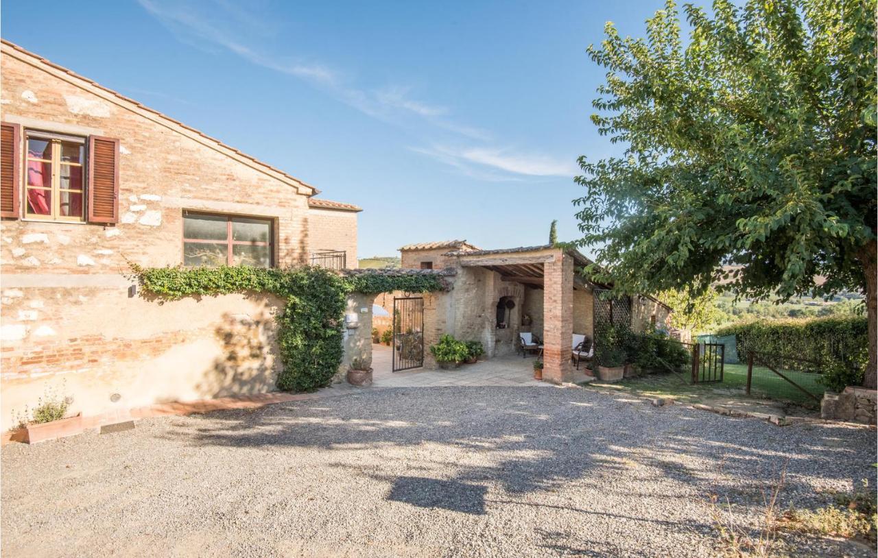 Gorgeous Home In Montalcino With Kitchen Esterno foto